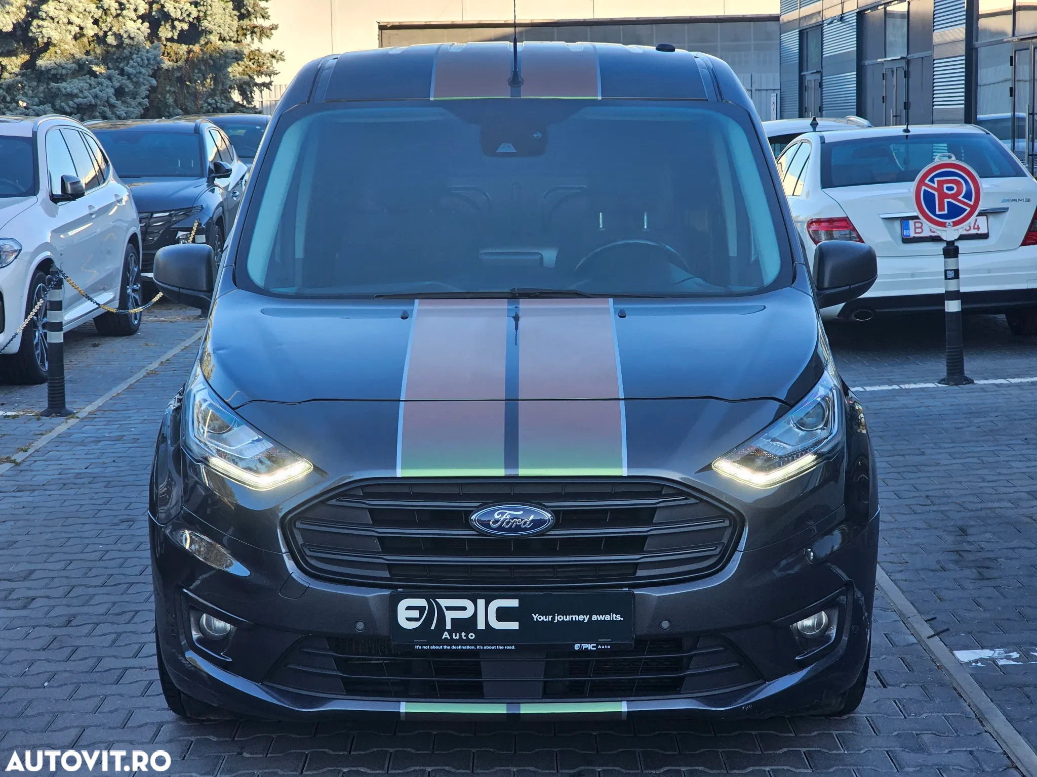 Ford Transit Connect - 23