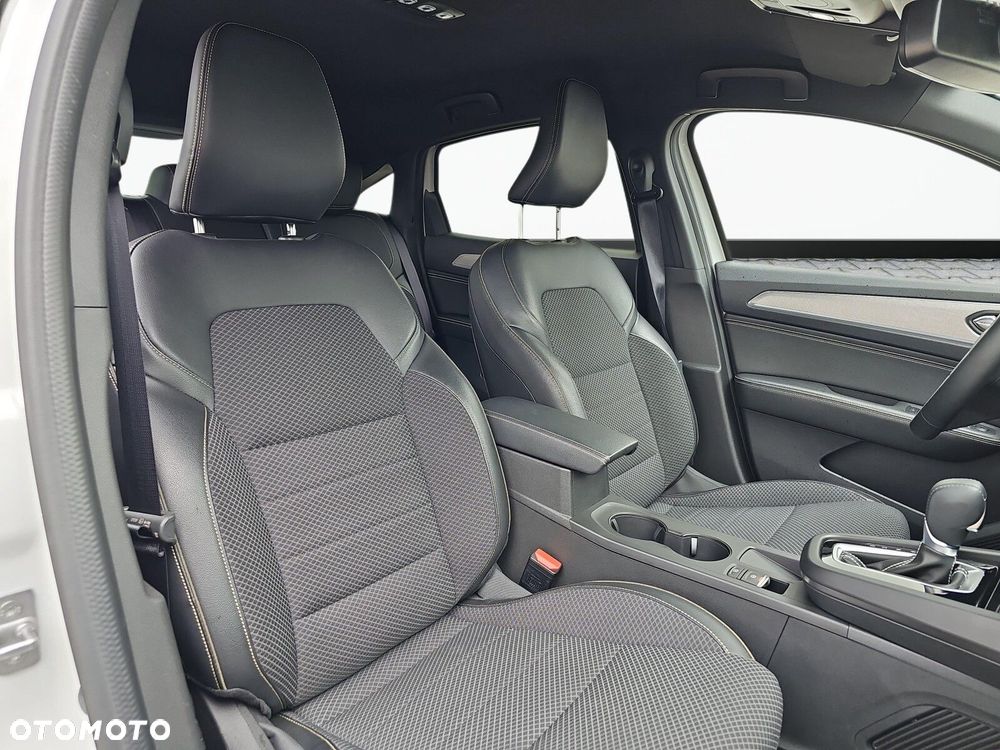 Renault Arkana 1.6 E-TECH Techno MMT - 13