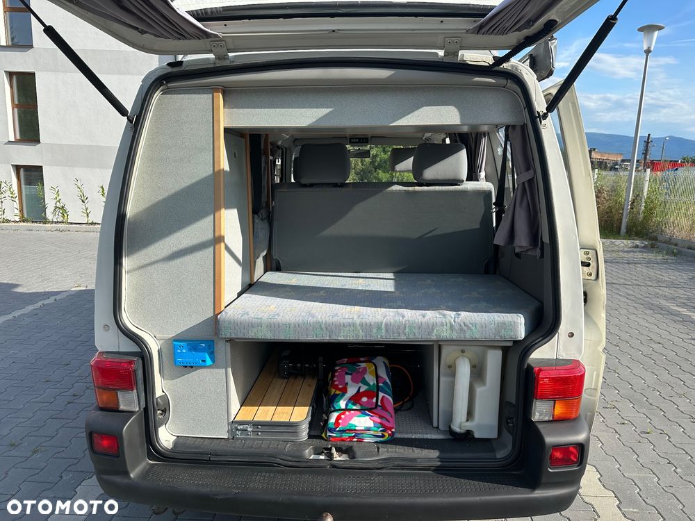 Volkswagen California - 13