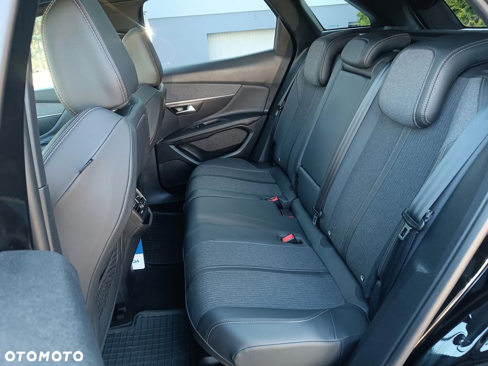 Peugeot 3008 1.6 PureTech GPF GT Line S&S EAT8 - 28