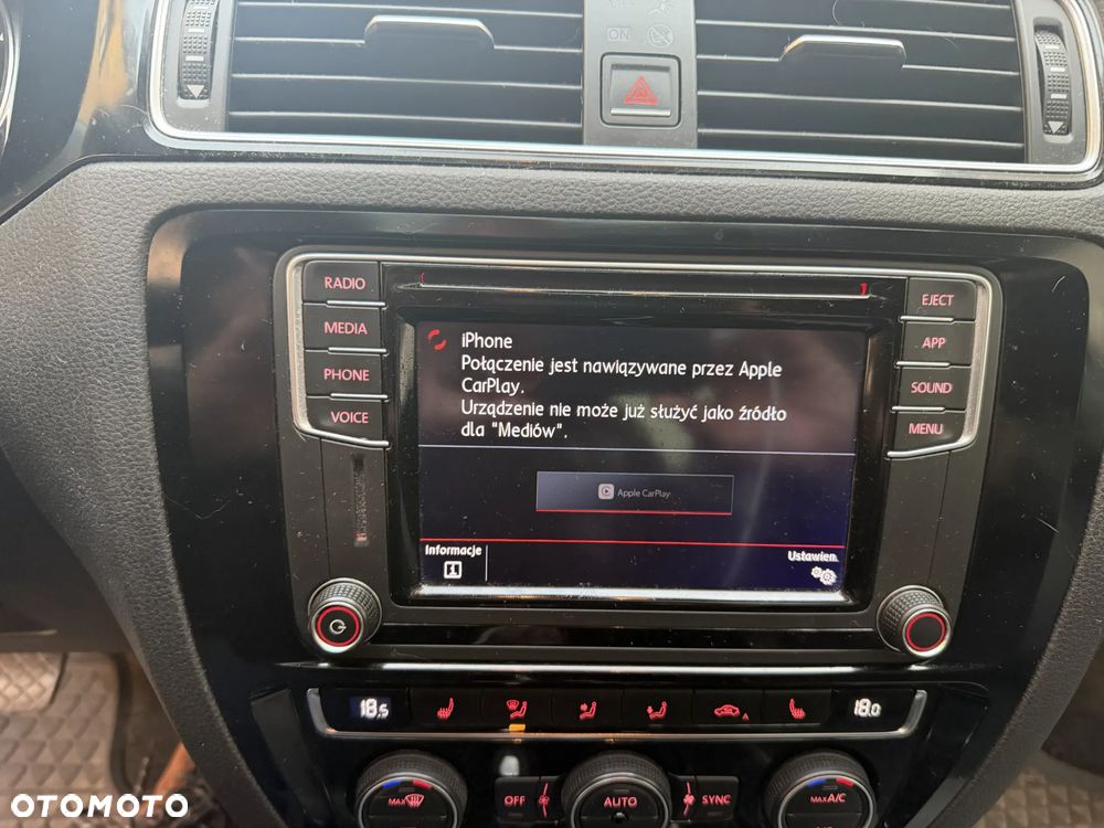 Volkswagen Jetta 1.4 TSI BMT Highline - 25