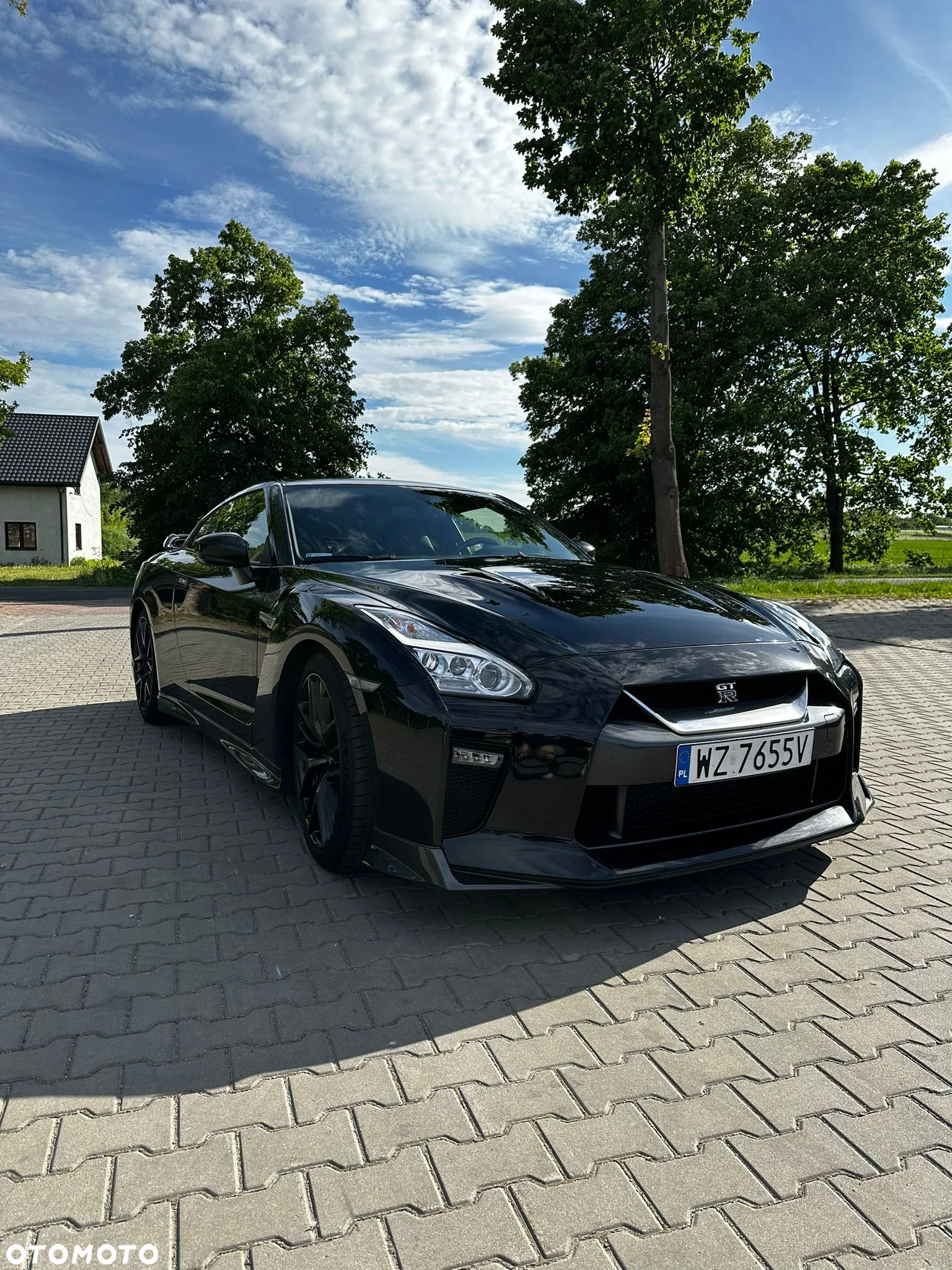 Nissan GT-R Prestige - 16