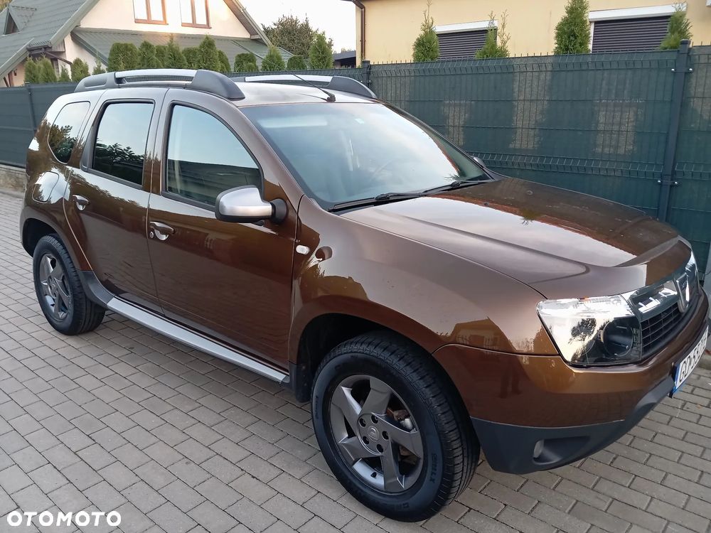 Dacia Duster 1.6 Laureate 4x4 - 26