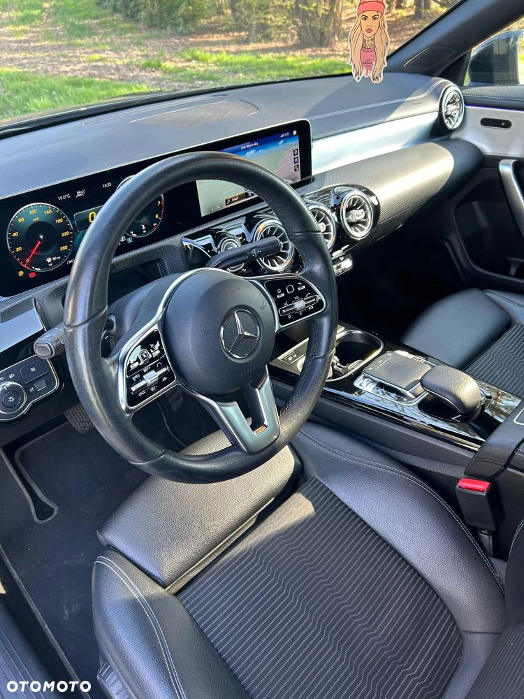 Mercedes-Benz CLA 220 7G-DCT Progressive - 19