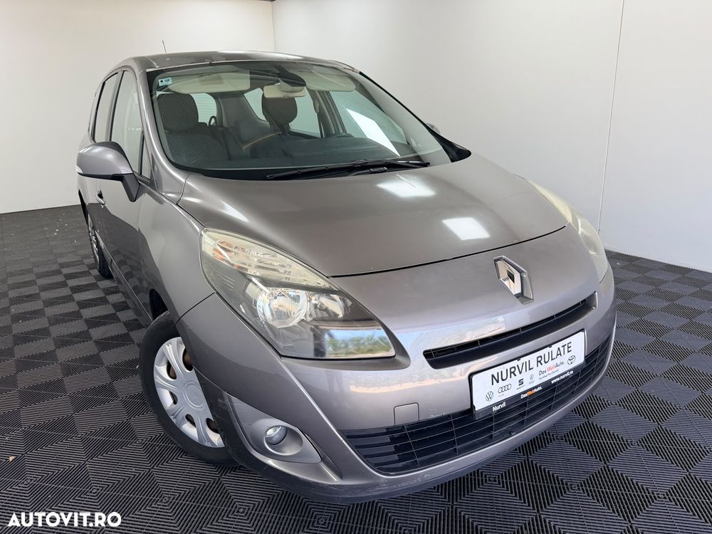 Renault Scenic 1.6 16V 110 Expression - 19
