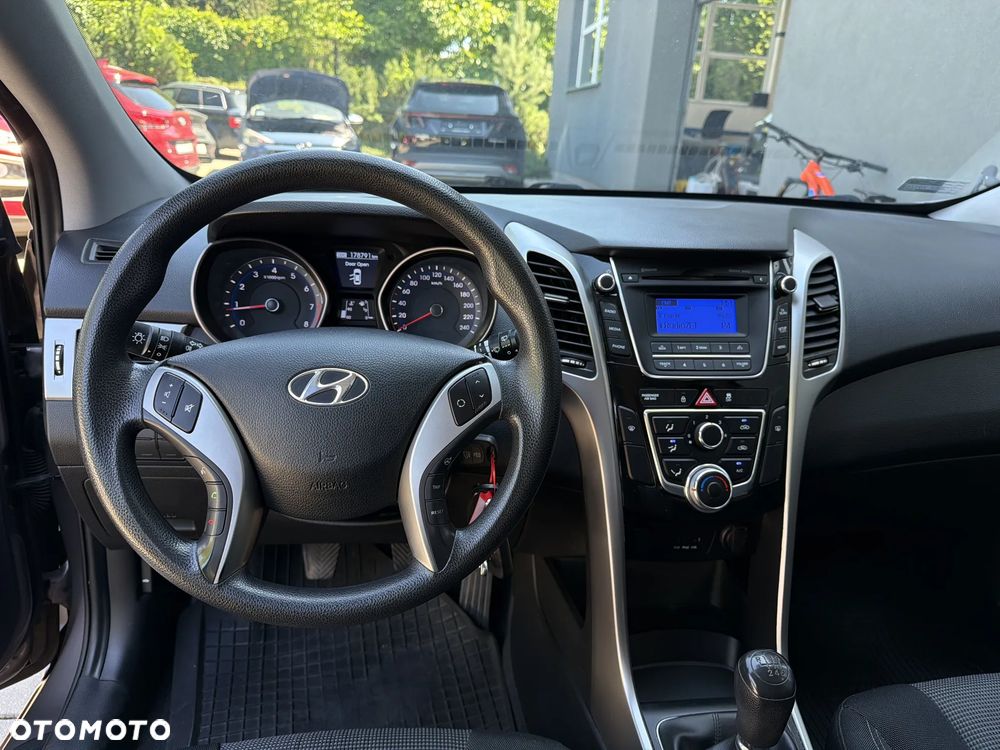Hyundai i30 1.4 Classic + - 15