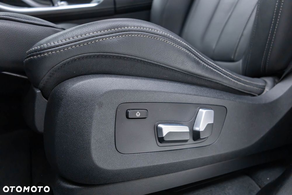 BMW X5 xDrive30d mHEV - 27