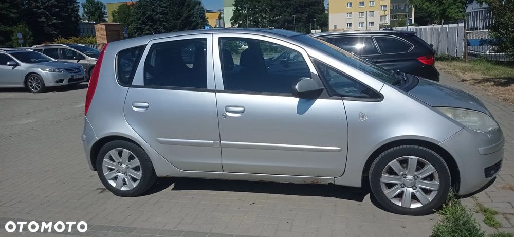 Mitsubishi Colt 1.3 Inform - 4