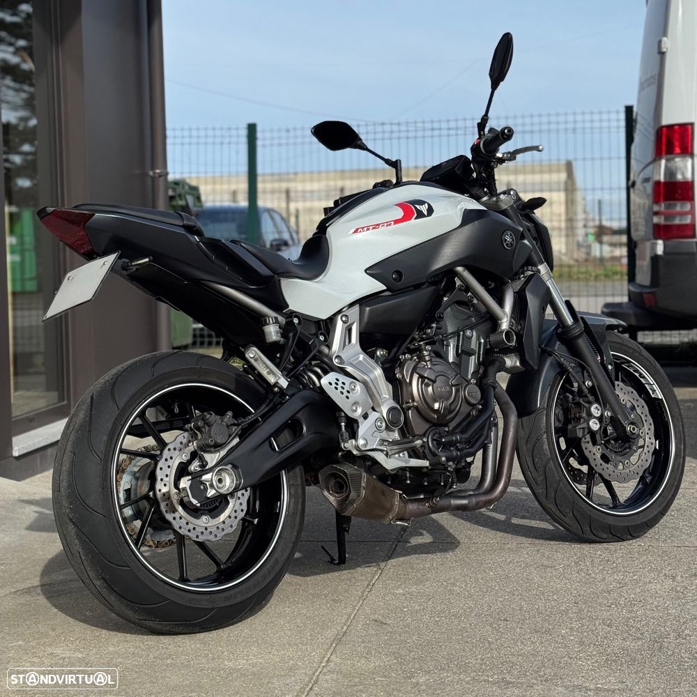 Yamaha MT-07 - 6