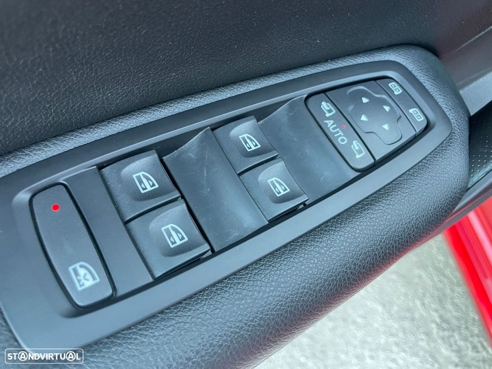 Renault Mégane 1.3 TCe Intens EDC - 42