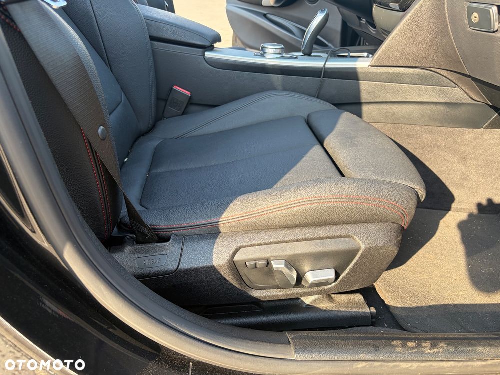 BMW Seria 3 330e iPerformance Sport Line - 20