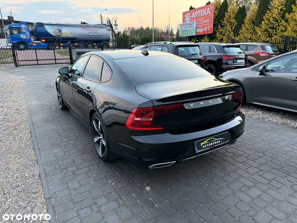 Volvo S90 D5 SCR AWD R-Design - 38