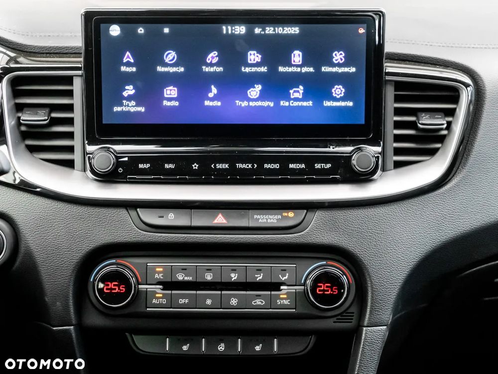 Kia Ceed 1.5 T-GDI Tribute DCT - 32