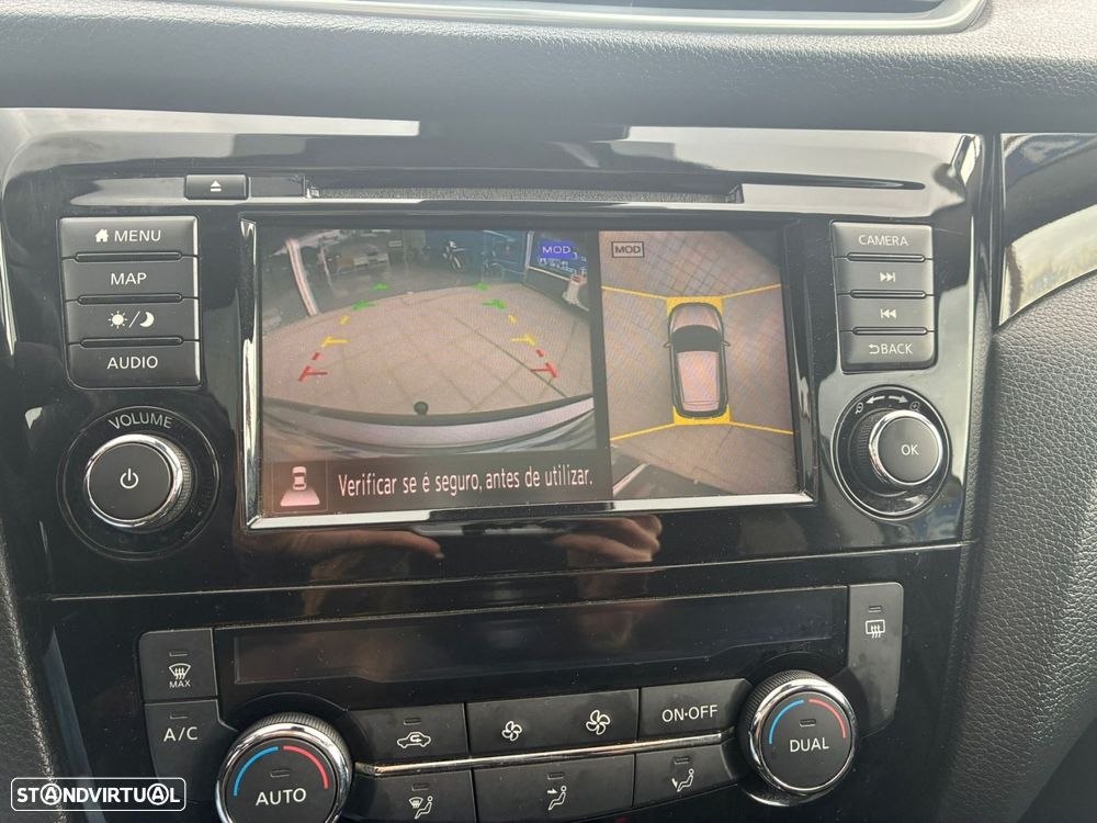 Nissan Qashqai 1.5 dCi N-Connecta DCT - 18