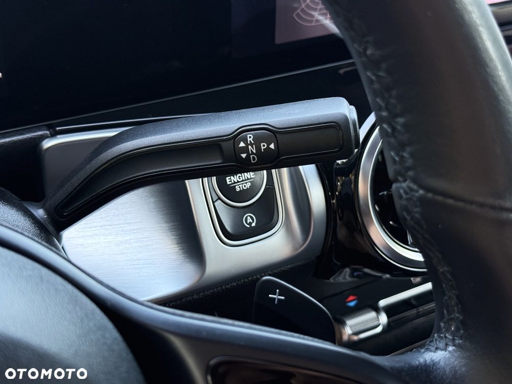 Mercedes-Benz GLB 200 d 8G-DCT Progressive - 35