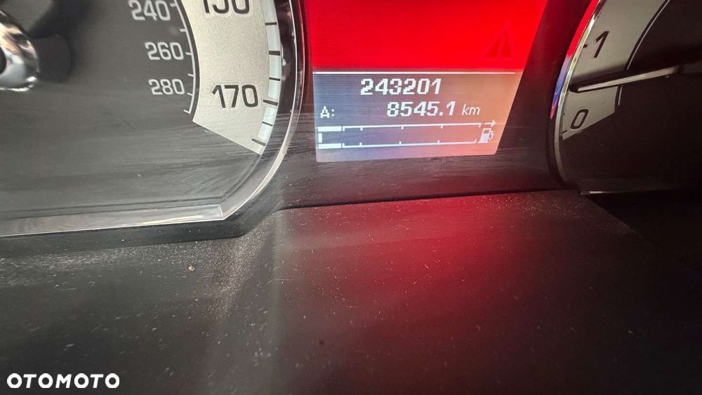 Jaguar XF 5.0 V8 Premium Luxury - 38