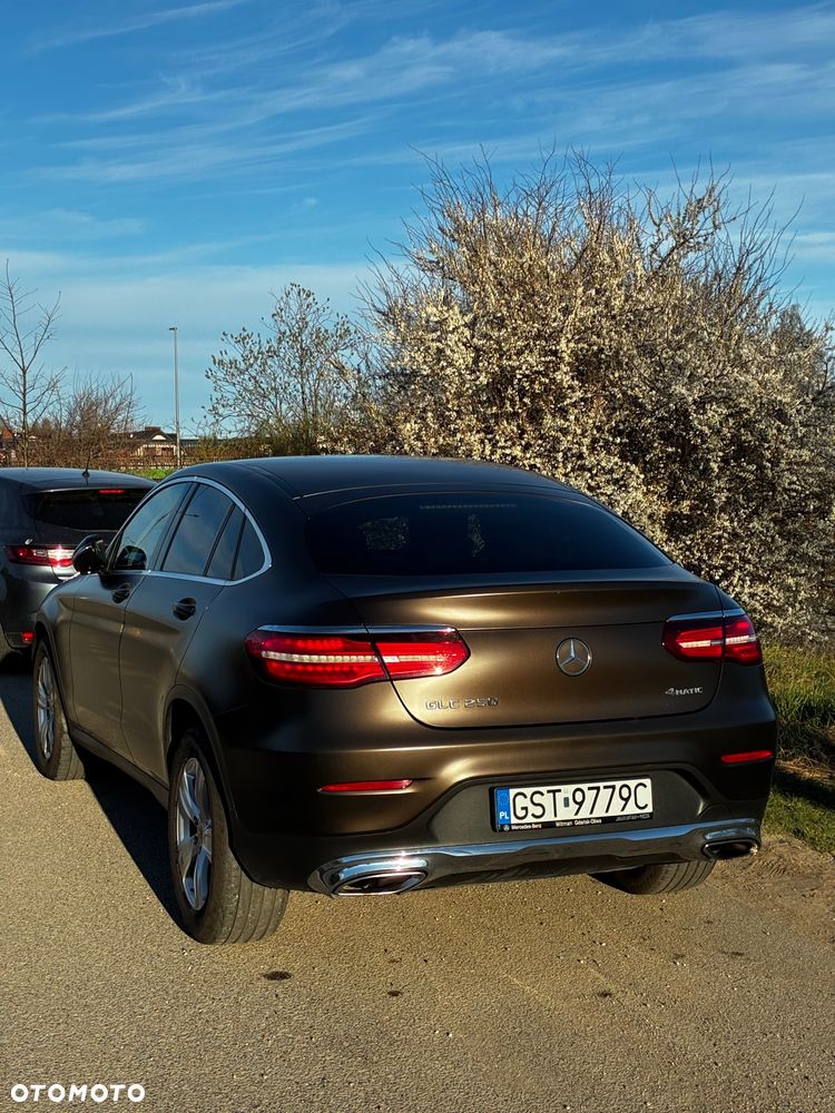 Mercedes-Benz GLC - 13