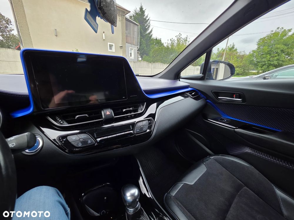 Toyota C-HR 1.8 Hybrid Premium - 4