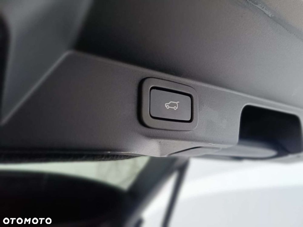 Land Rover Range Rover Sport - 38