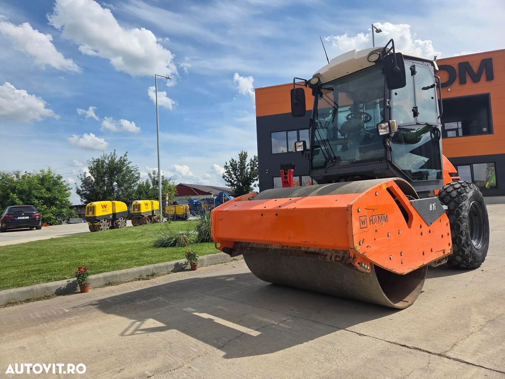 Hamm H7i, 7 tone, 2018, 1.400h, latime tambur 1,35m, Certificat CE, produs in Germania, motor Kubota 75CP, anvelope 90% ok, aer conditionat, posibilitate leasing 3 ani, STARE CA NOU, PROMOTIE -48.900 EUR+Tva - 9