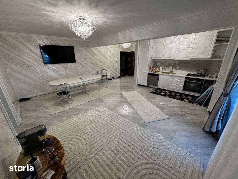 Apartament de 3 camere, 78 mp+balcon 4 mp, boxa, zona Eroilor — fotografia 3