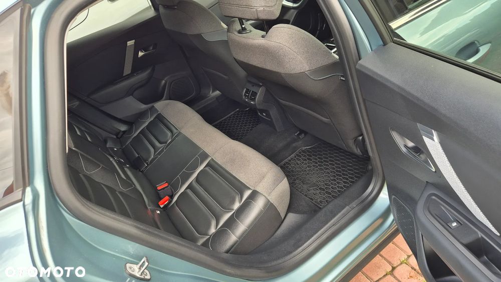 Citroën C4 1.2 PureTech Shine S&S EAT8 - 23