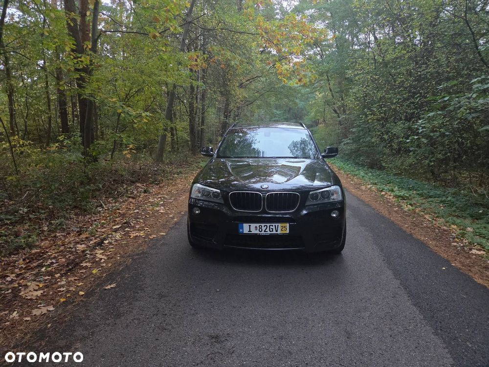 BMW X3 2011 photo 2