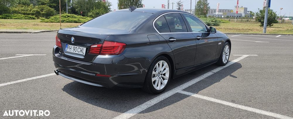 BMW Seria 5 520d - 14