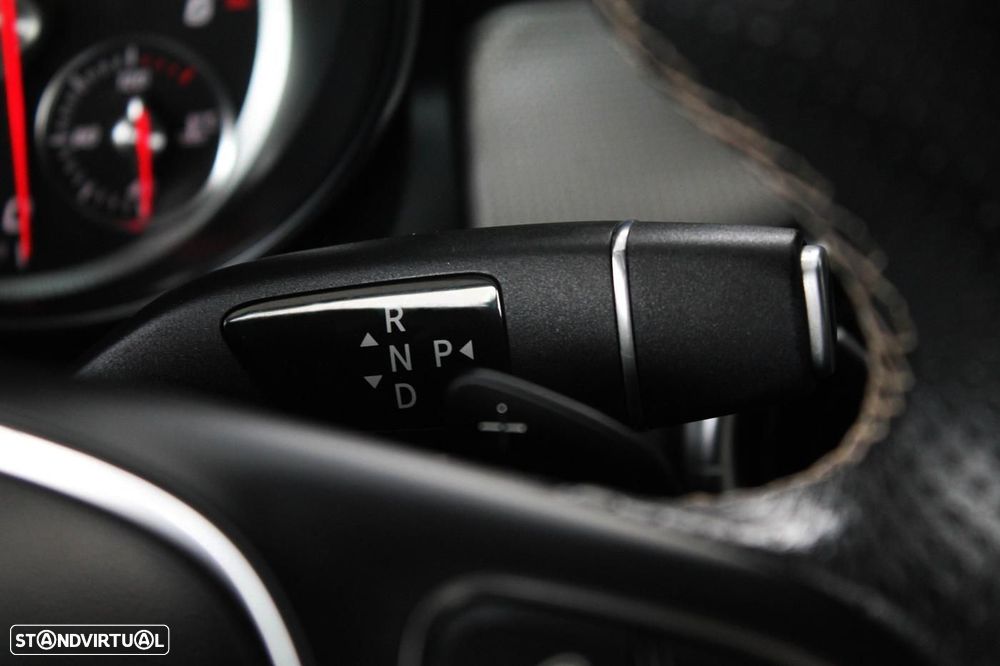 Mercedes-Benz CLA 180 d Shooting Brake Urban Aut. - 29