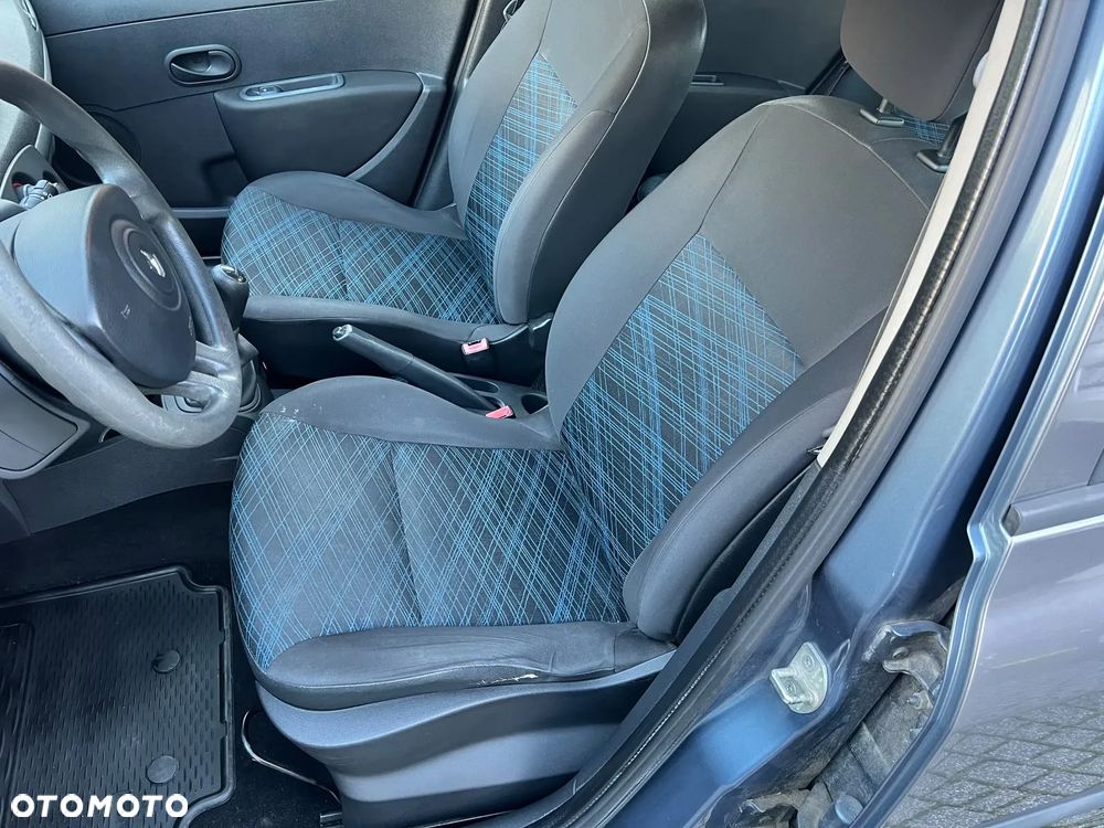 Renault Clio 1.4 Arctica - 13