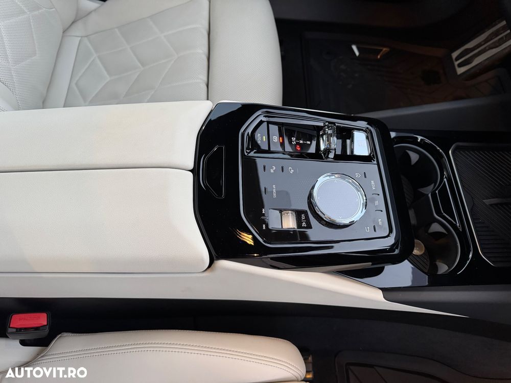 BMW Seria 5 520d AT MHEV - 29