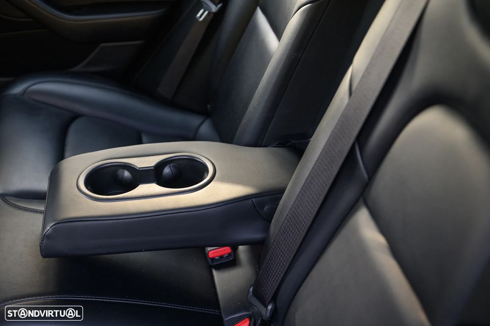 Tesla Model 3 Long Range Tração Integral - 26