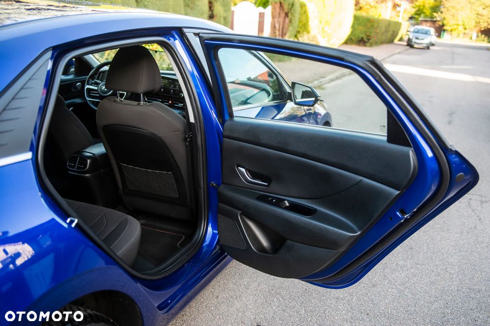 Hyundai Elantra 1.6 Smart - 34