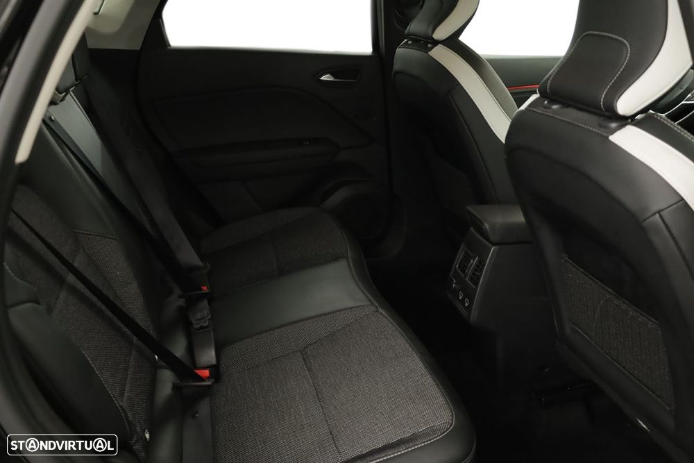 Renault Captur 1.0 TCe Techno Bi-Fuel - 24