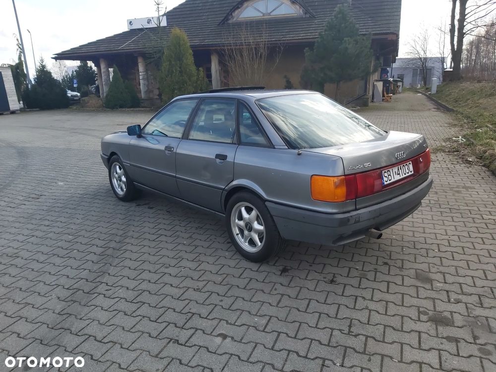 Audi 80 1.8 CC - 19