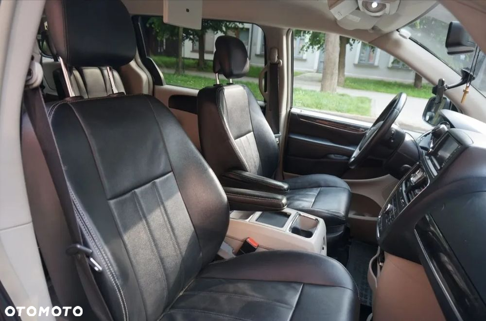 Chrysler Town & Country 3.6 Limited - 3