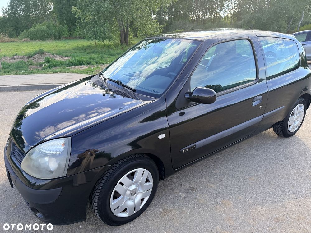 Renault Clio 1.4i RT 16V - 14