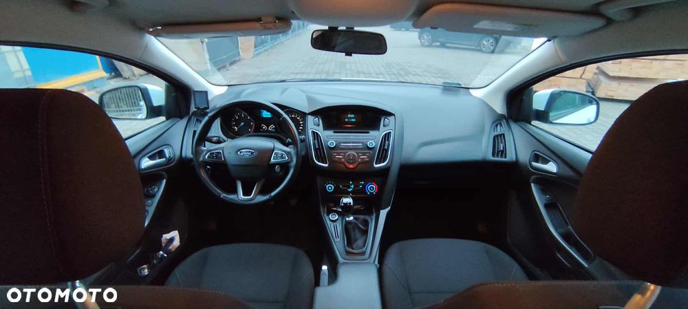 Ford Focus 1.5 TDCi Trend - 5