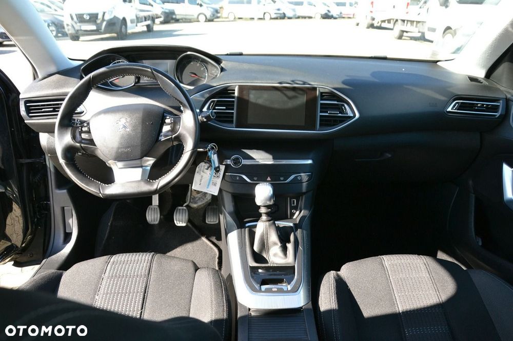 Peugeot 308 - 17