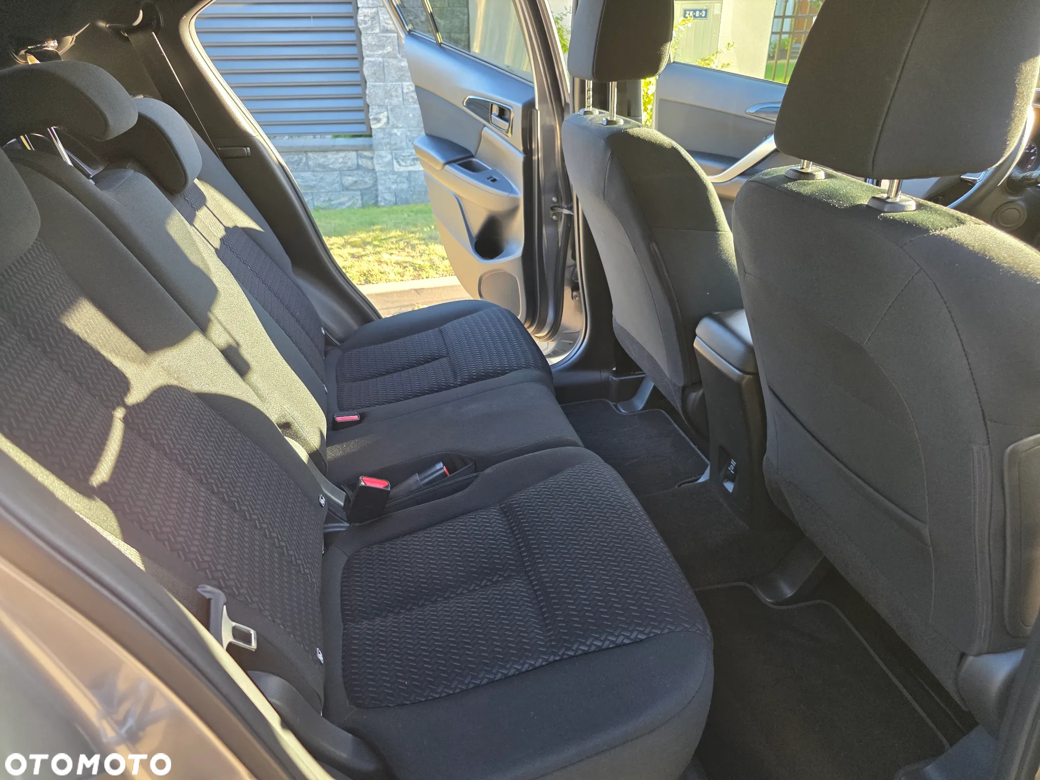 Mitsubishi Eclipse Cross - 35