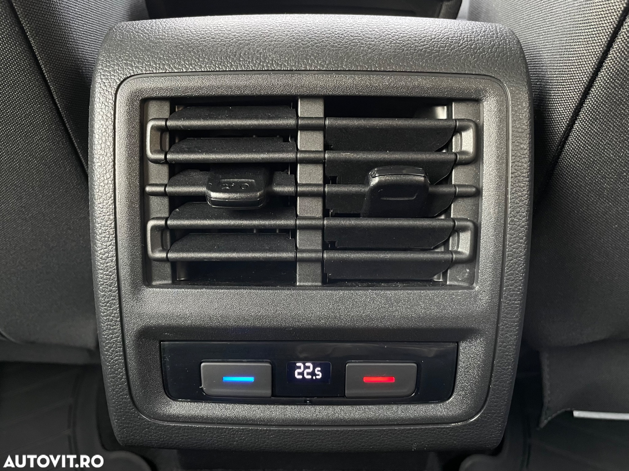 Volkswagen Golf 2.0 TDI DSG Style - 8