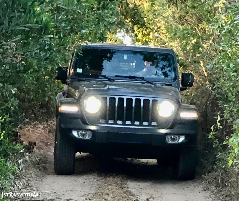 Jeep Wrangler Unlimited 2.2 CRD Sahara AT - 8