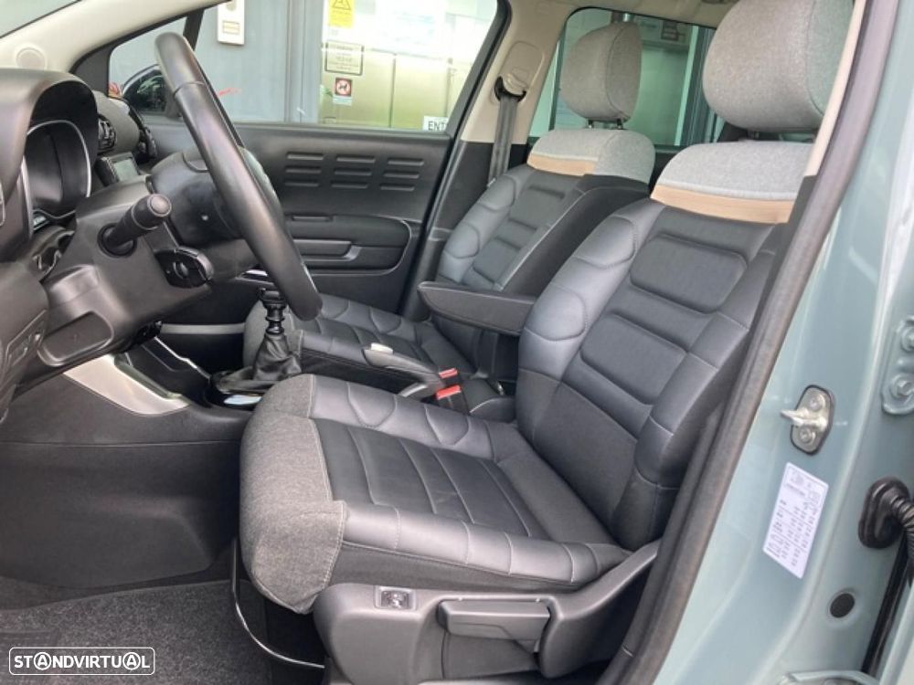 Citroën C3 Aircross PureTech 110 Stop & Start OPF SHINE - 25