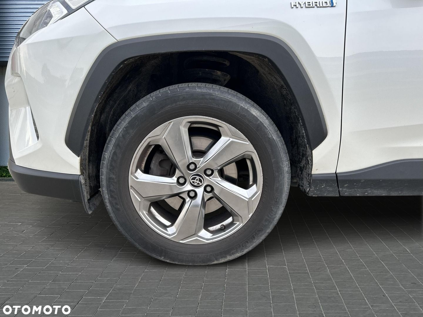 Toyota RAV4 - 9