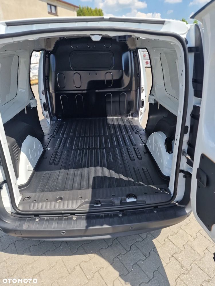 Renault KANGOO - 10