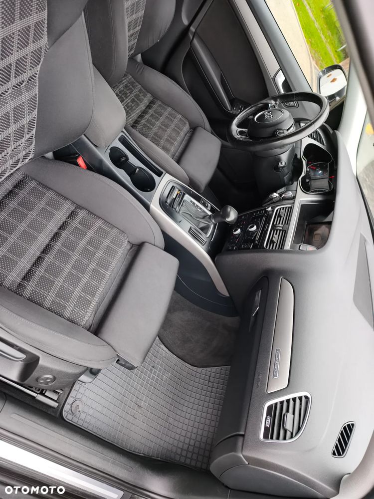 Audi A4 Avant 2.0 TDI DPF quattro S tronic Attraction - 10