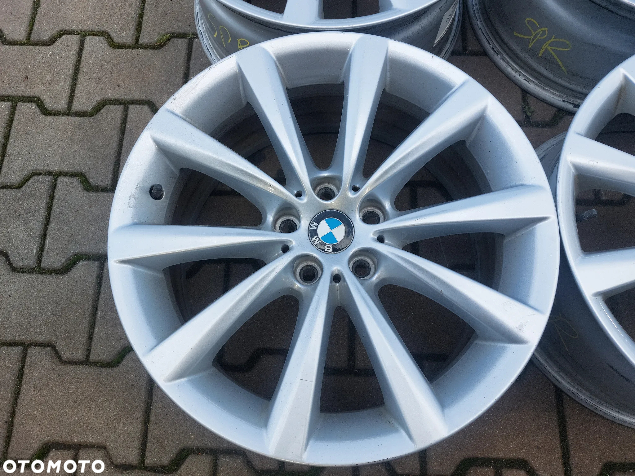 BMW 5 G30 G31 STYLING 642 FELGI 18 8J ET30 5X112 ORYGINAŁ ! 6867338 JAK NOWE! - 2