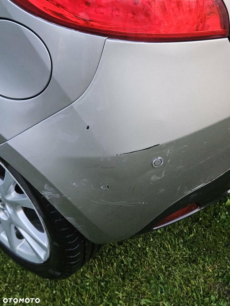 Mazda 2 1.3 Exclusive - 11