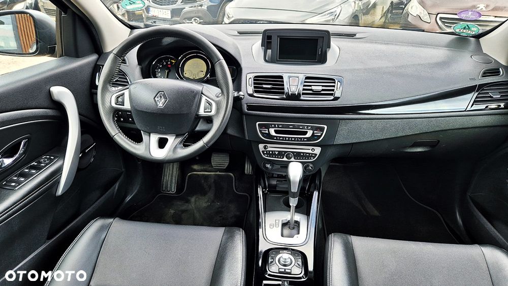 Renault Megane 2.0 16V Bose Edition CVT - 36