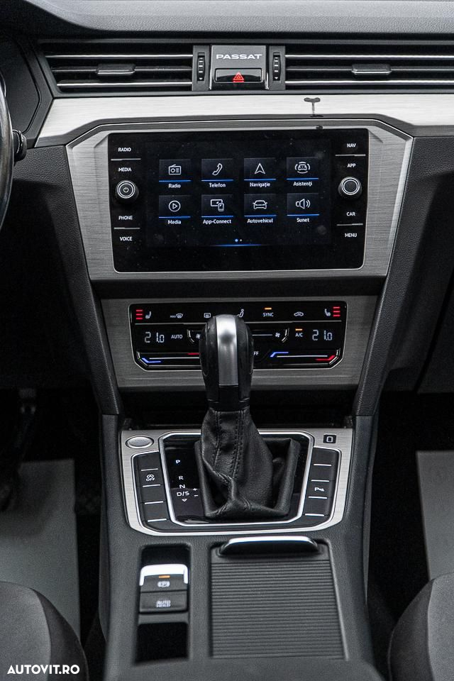 Volkswagen Passat 2.0 TDI DSG Comfortline - 5